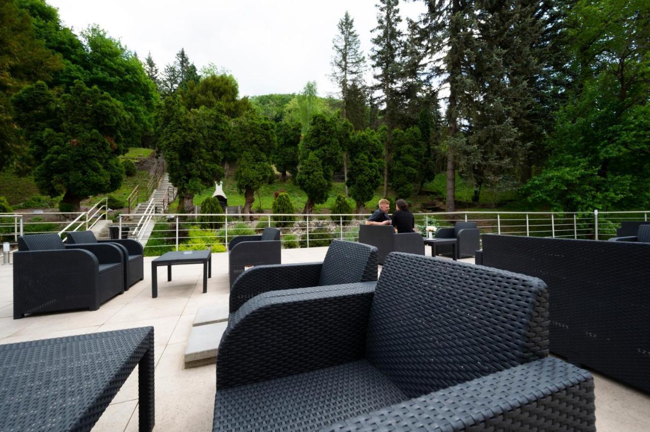 Hotel DSZSU Trenčianske Teplice Buitenkant foto