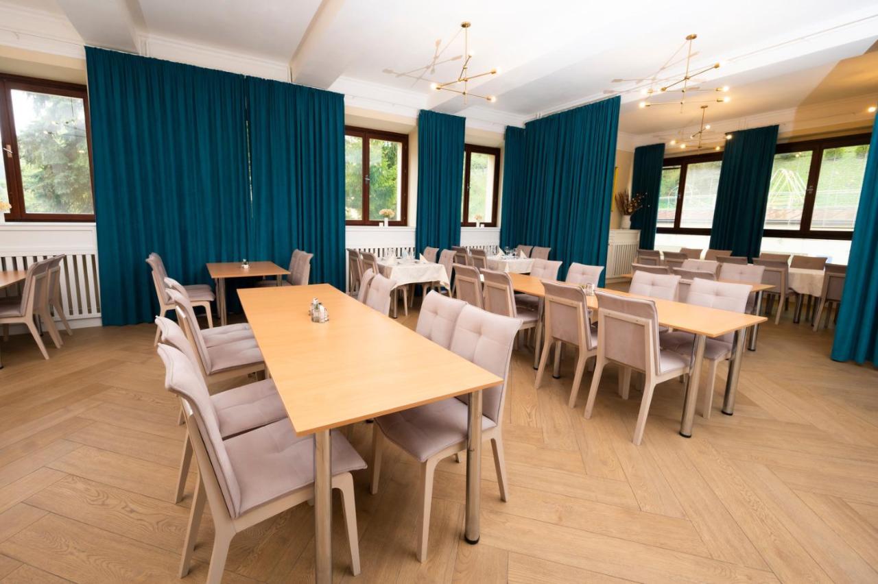 Hotel DSZSU Trenčianske Teplice Buitenkant foto